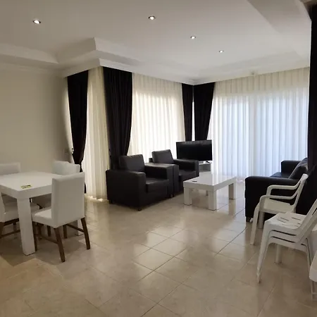 Bitur Park E5 3-bedroom With Shared Pool & Appartement